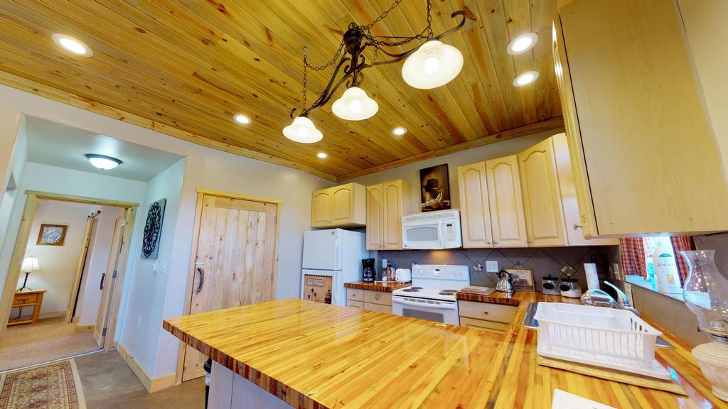 The Cedars Country Cottage, Solitude, Amazing Night Skies!! Blanding Εξωτερικό φωτογραφία